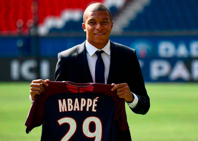 Hace seis años, Kylian Mbappé fichó por el PSG. FOTO TWITTER PSG