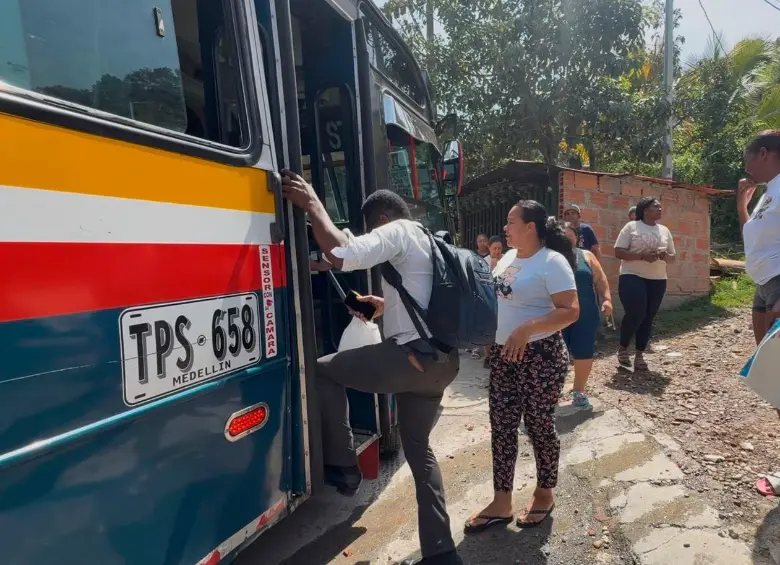 Nueva ruta de buses acercará a sector lejano de Altavista con el centro de Medellín