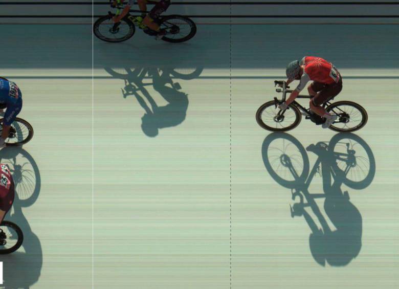 Cuatro ciclistas italianos quedaron entre los cinco primeros de la fracción que se corrió este miércoles. FOTO: TOMADA DEL TWITTER DE @giroditalia