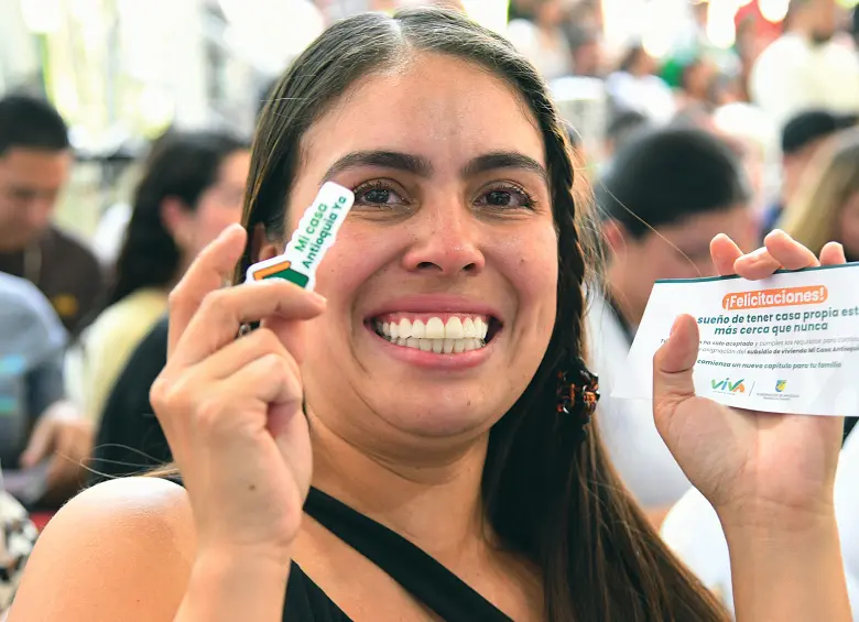 La Gobernación de Antioquia está invirtiendo casi un billón de pesos en las soluciones de vivienda para las mujeres del departamento. FOTO Cortesía