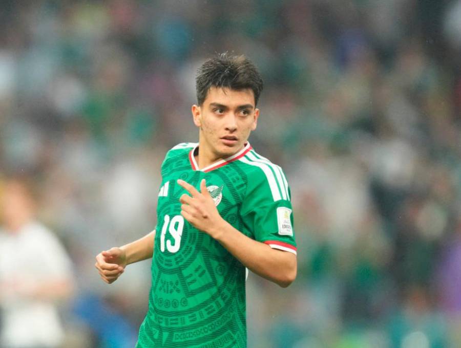 El futbolista Gilberto Mora, de 17 años, fue uno de los más destacados de la Selección de México en el Mundial 2026. Foto: AFP