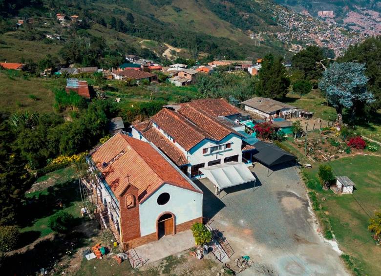 Dentro de este monasterio, ubicado en la vía Medellín-San Pedro de los Milagros, ocurrió el caso de violencia sexual contra la religiosa. FOTO: MANUEL SALDARRIAGA