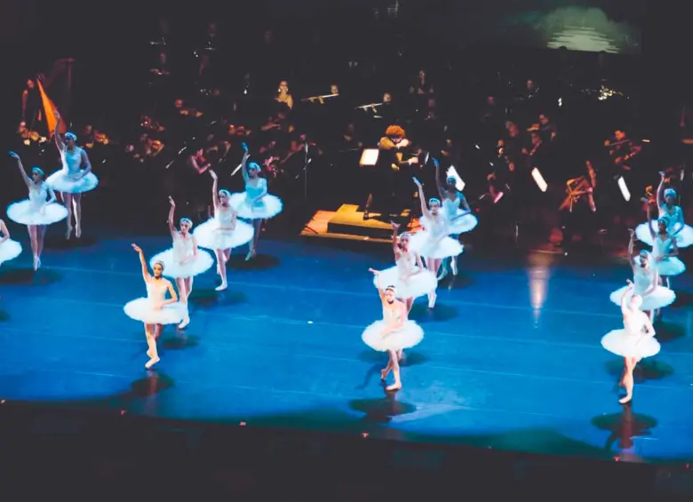 La Orquesta Filarmónica se unió con el Ballet Metropolitano para crear este espectáculo. FOTO Filarmed