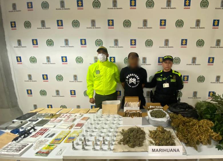 Durante el golpe, fueron incautados por lo menos 20.000 gramos de marihuana. FOTO: CORTESÍA POLICÍA MEVAL