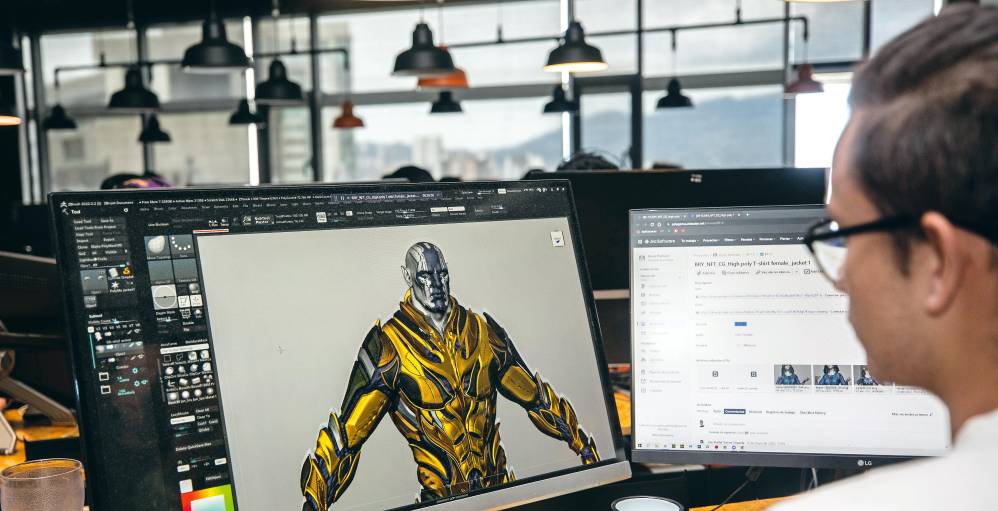 En la ciudad hay empresas dedicadas al metaverso, y algunas desarrollan videojuegos que combinan tecnologías como NFTs y mundos virtuales. 2022. Foto: Camilo Suárez.