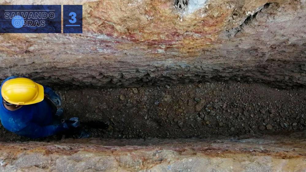 Así fue como en octubre del 2018 comenzó la construcción del Acueducto y Alcantarillado Etapa III, que buscaba beneficiar a toda la comunidad de El Zacatín. Una obra proyectada para culminarse en un plazo de 10 meses, sin embargo, los contratiempos comenzaron. En la foto, una zanja abierta y dispuesta para la realización del proyecto.