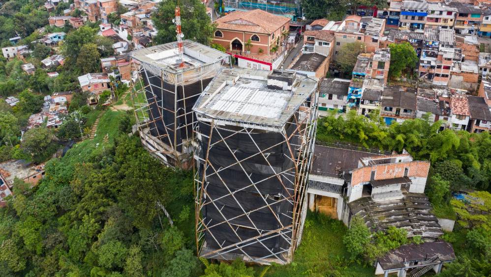 El diseño de la nueva biblioteca incluye ludoteca, zonas de empleados, salas interactivas, de exposiciones, de ensayos grupales e individuales; auditorios, sistema de graderías retráctil y un salón infantil, entre otros espacios. Foto Manuel Saldarriaga Quintero.