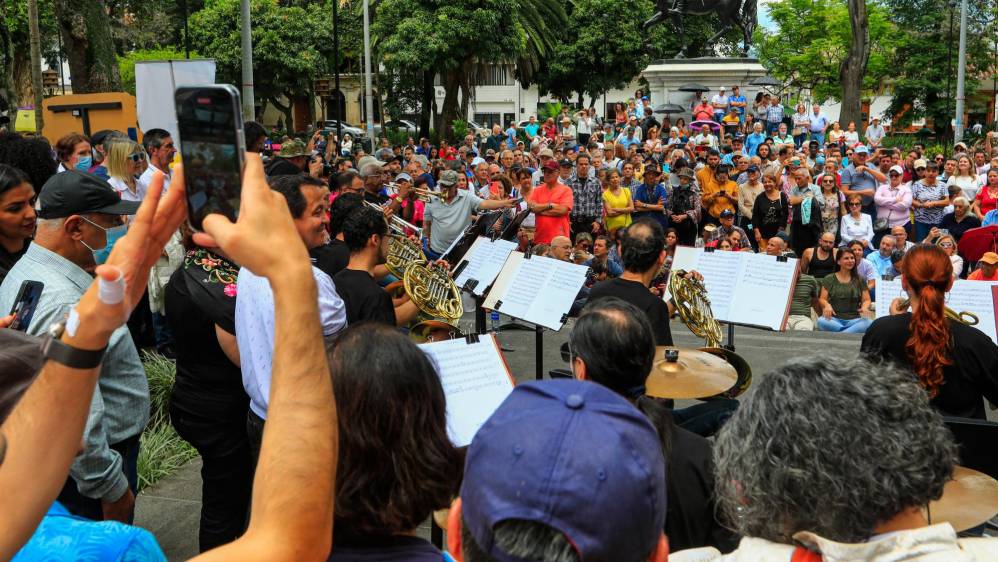 La próxima cita será este domingo 19 de marzo con la Serenata al Río Medellín con música de cine. Foto: MANUEL SALDARRIAGA QUINTERO.