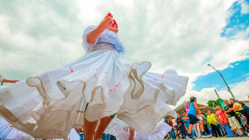 La feria transcurrió a ritmo de tambores, bailes tradicionales y sabores autóctonos de cada territorio antioqueño. Foto: Camilo Suárez Echeverry