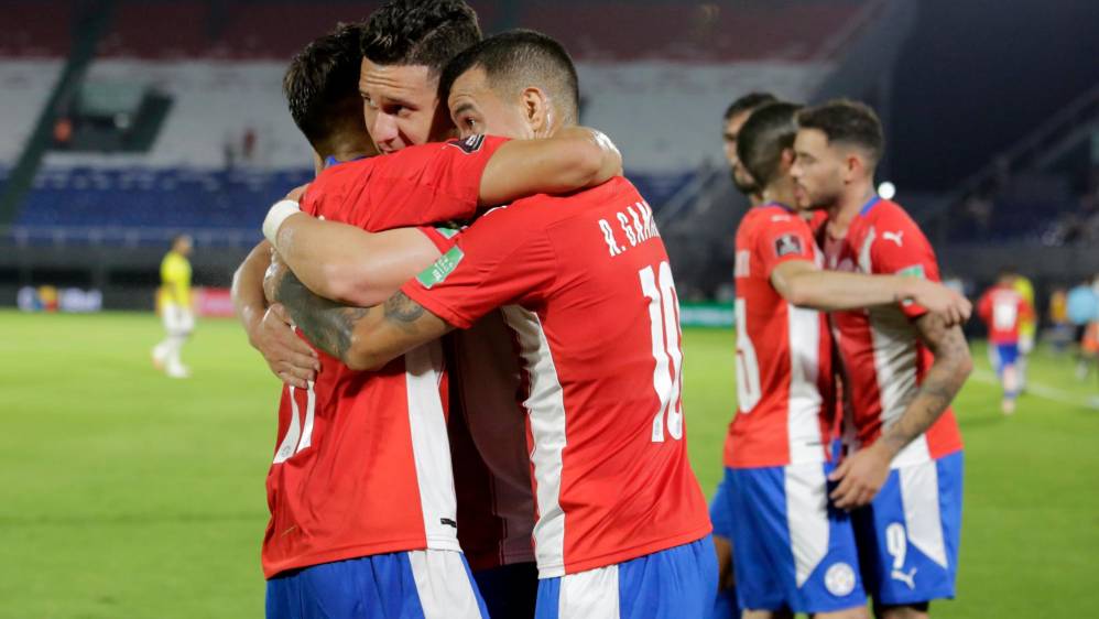 Antonio Sanabria puso el 1-0 en el Paraguay vs Colombia por Eliminatorias Qatar 2022. Foto: Getty