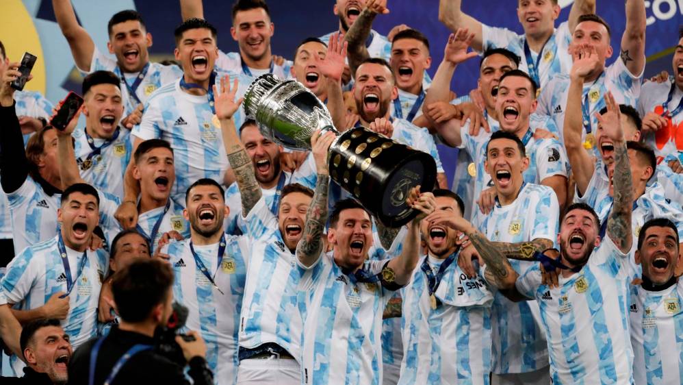  Los argentinos, que no obtenían un título desde la Copa América de 1993, consiguieron su soñado Maracanazo guiados por Lionel Messi. Foto: EFE