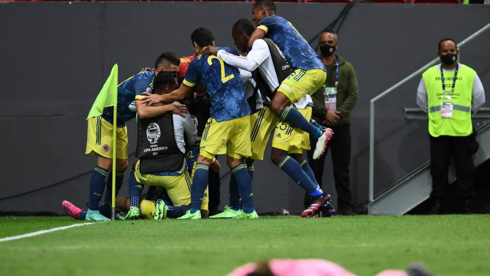 Celebración del tercer gol de Colombia. FOTO: AFP 