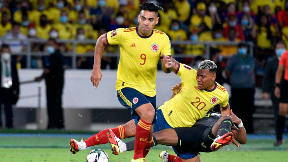 El arquero Alexánder Domínguez fue la gran figura del encuentro en el Metropolitano al salvar en por lo menos tres ocasiones claras de gol a Ecuador en el segundo tiempo Foto: Getty