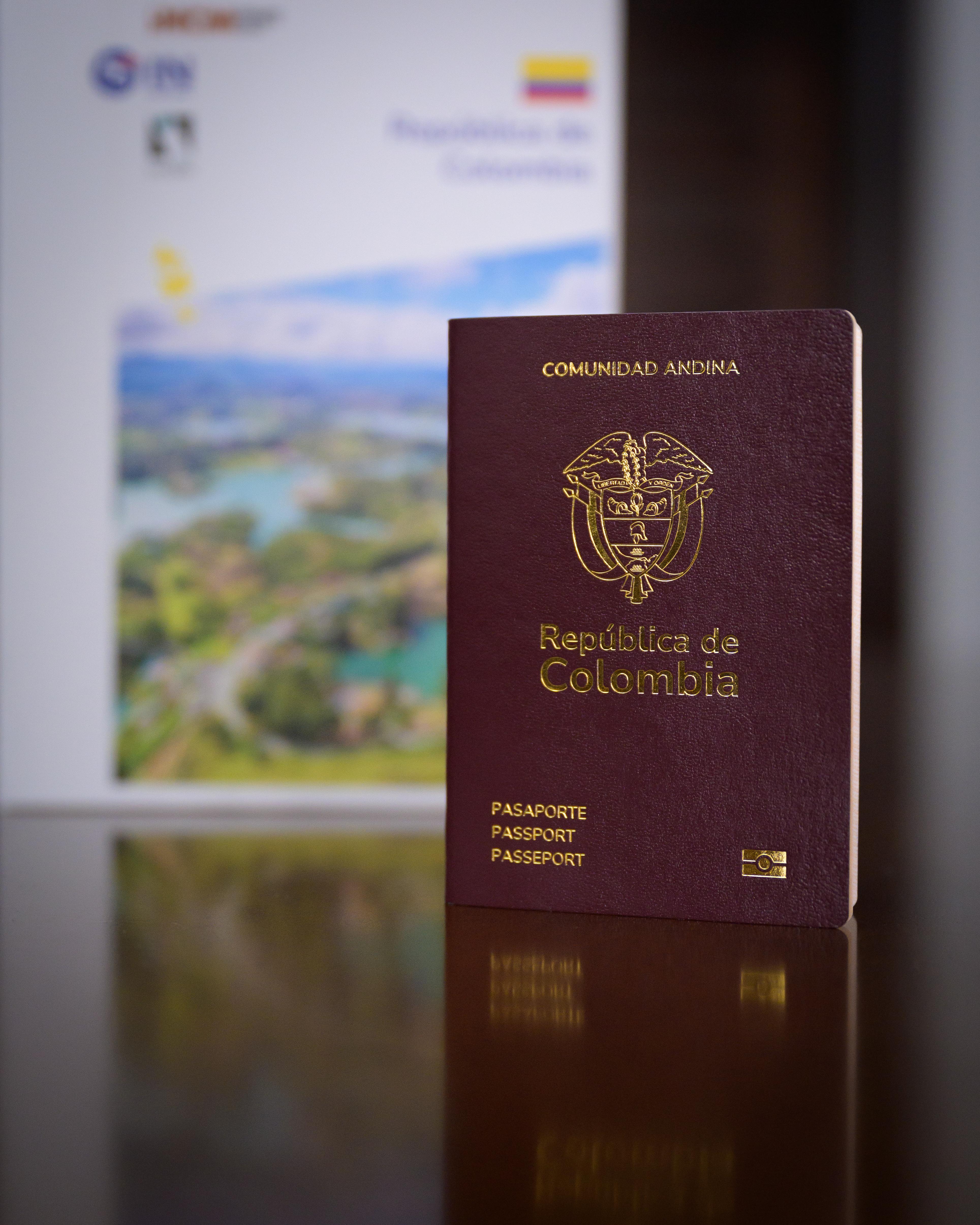 Aseguradoras privadas huyeron del nuevo contrato de pasaportes del Gobierno, ¿qué riesgos encontraron?