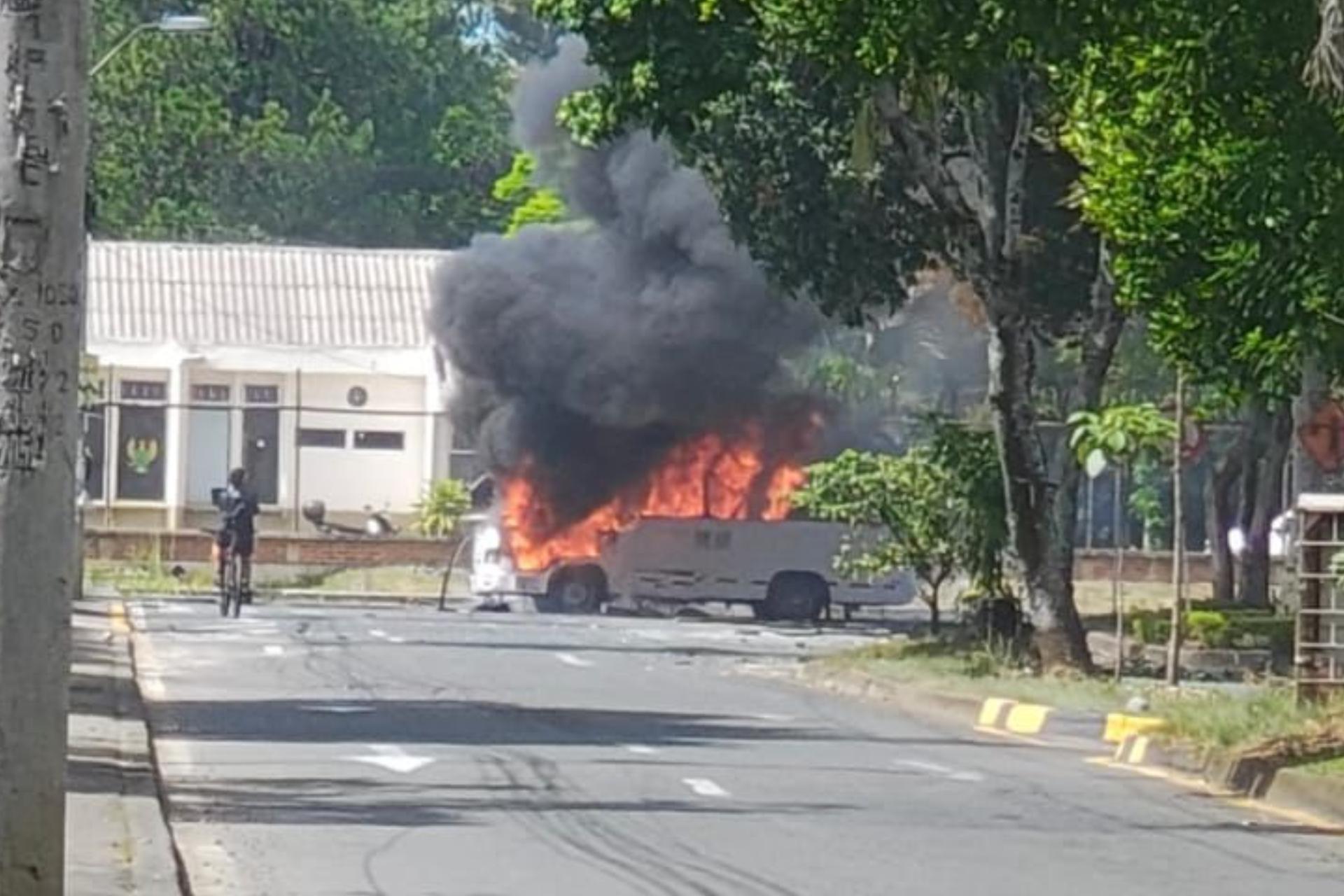 Subió a tres la cifra de heridos tras atentado con carro bomba en el Cantón Pichincha en Cali