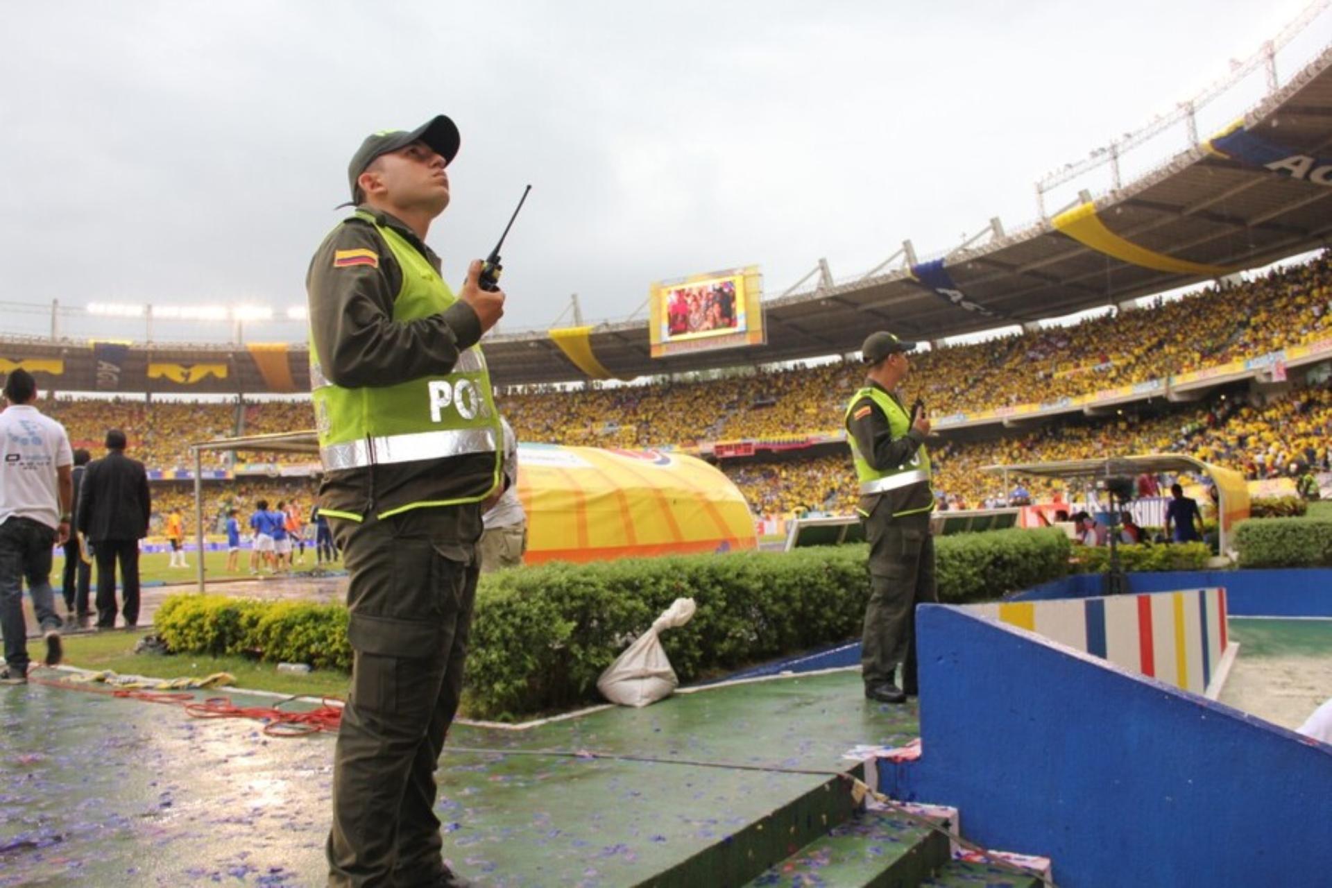 La Policía tiene que vigilar la seguridad en los estadios de Colombia: Consejo de Estado