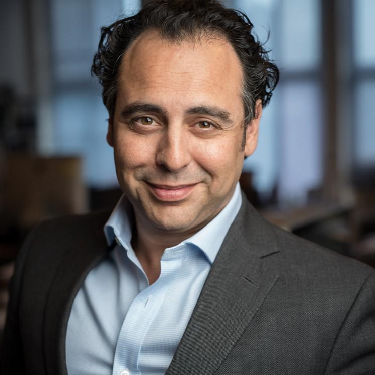 Un exabogado de Trump y un exagente de la CIA: el equipo de lujo con el que Petro busca salir de la lista Clinton