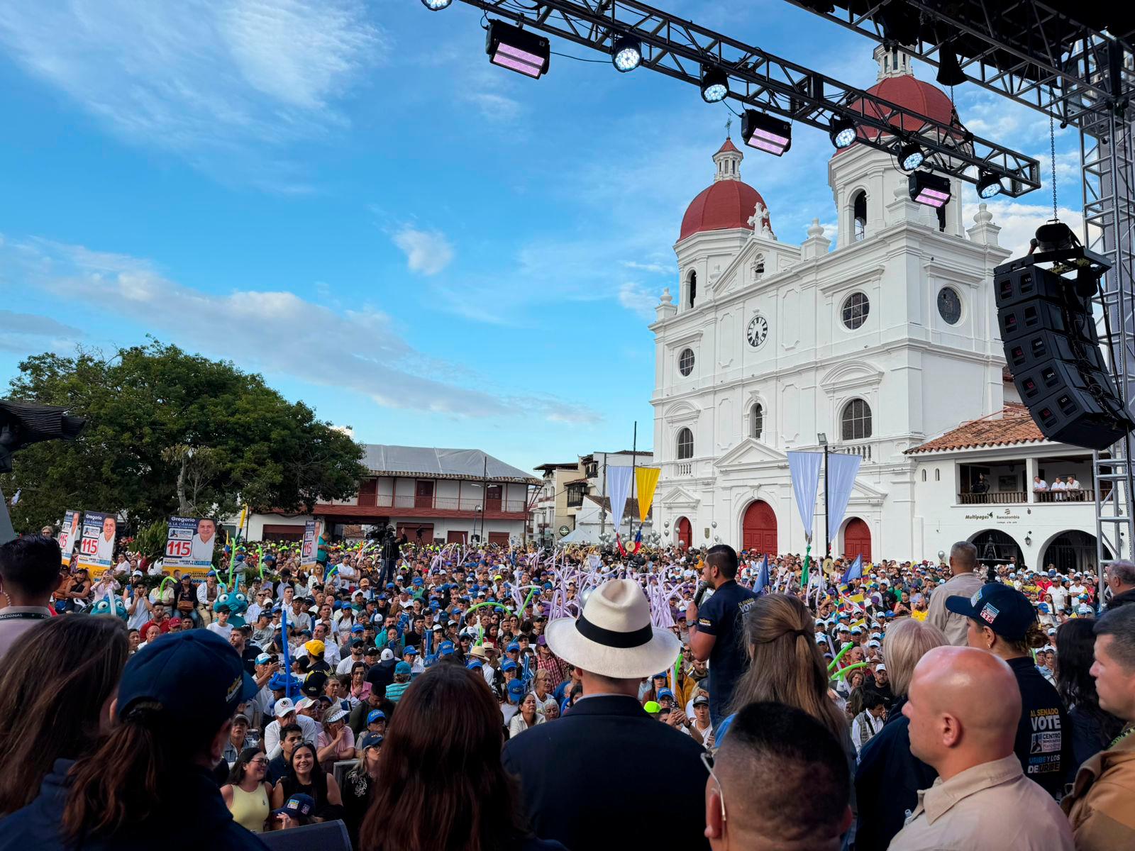 Paloma Valencia llena parque de Rionegro con discurso de seguridad y crítica a la Paz Total