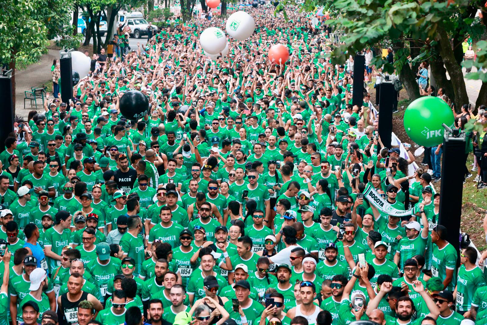 Más de 8.000 personas corrieron por Nacional en la segunda edición de la carrera Grandeza Run Fest