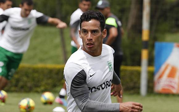 Diego Arias, quien jugó en Cruzeiro y conoce bien el fútbol brasileño, es una de las opciones de Osorio. FOTO julio césar herrera