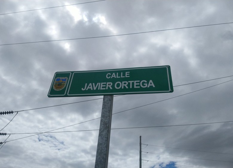 Una de las calles llevará el nombre de Javier Ortega. FOTO Tomada de Twitter @nosfaltan3
