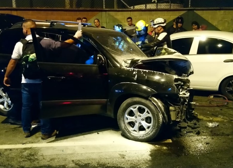 Las autoridades investigan si hubo exceso de velocidad por parte de alguno de los conductores. FOTO: cortesía Guardianes Antioquia.
