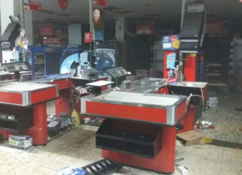 Saqueos en los supermercados. FOTO COLPRENSA