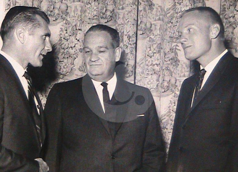 Pauwels con los astronautas Alan Shepard y Neil Armstrong. FOTO CORTESÍA