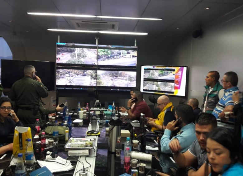 Durante todo el día funcionó un puesto de mando unificado (PMU) con presencia de la Alcaldía, Policía, Ejército, Personería, Defensoría del Pueblo, Dagrd, Metro y Emvarias. FOTO Cortesía