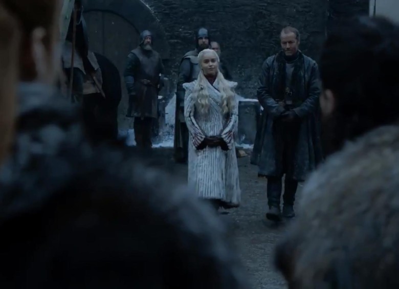 Daenerys llega a Invernalia. Es la imagen que comparte HBO de Game of thrones. FOTO @HBOLAT