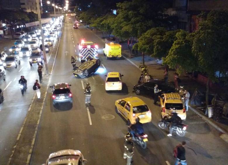 Aparatoso accidente en la avenida 33 dejó un lesionado