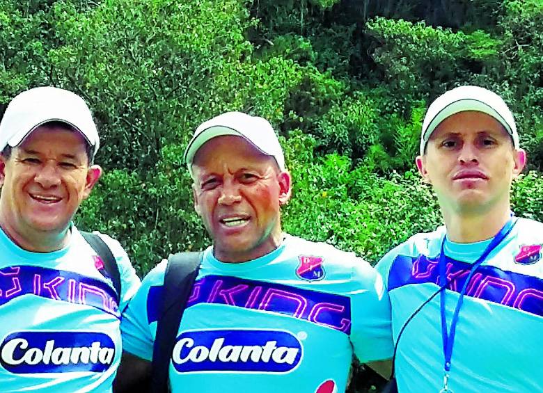 William Villa, Luis Fernando Herrera y Róbinson Moncada, integrantes del cuerpo técnico del Medellín. FOTO Wilson Díaz S.