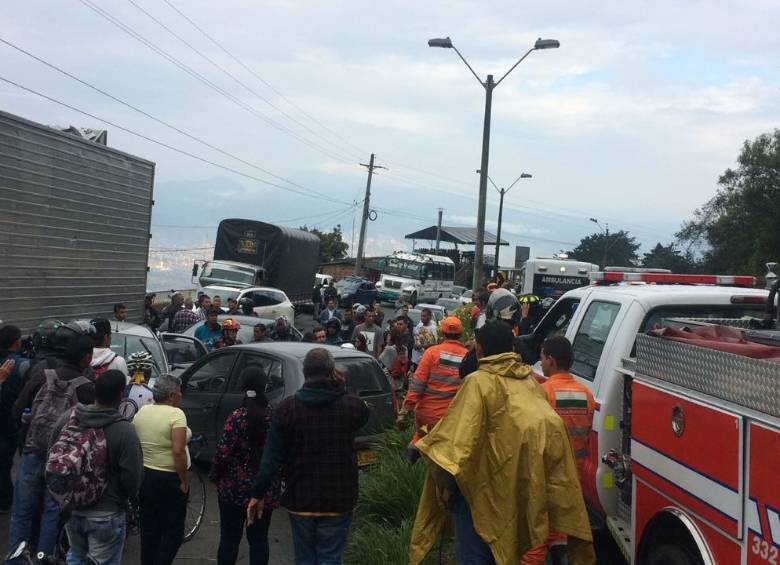 Habilitan la vía Las Palmas tras fuerte accidente