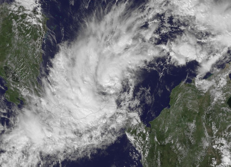 Así se ve la tormenta tropical Otto, que amenaza el archipiélago de San Andrés, Providencia y Santa Catalina. FOTO Reuters