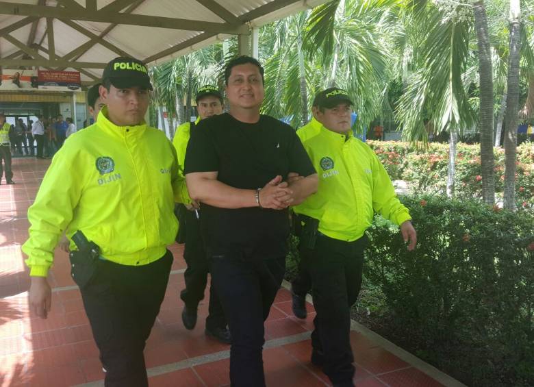 La Fiscalía confirmó este domingo en rueda de prensa la captura del alcalde de Yopal, Jhon Torres Torres conocido con el alias de “Jhon Calzones”. FOTO CORTESÍA