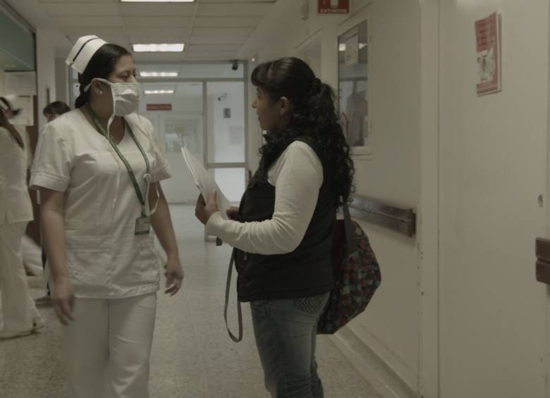 Nubia es la madre de Lady, la joven paciente con cáncer que busca atención. FOTO Cortesía