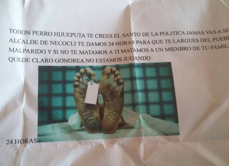 Esta es la carta que recibió el candidato en la puerta de su casa. FOTO CORTESÍA