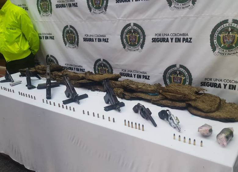 El arsenal de guerra que encontraron en una casa de Robledo