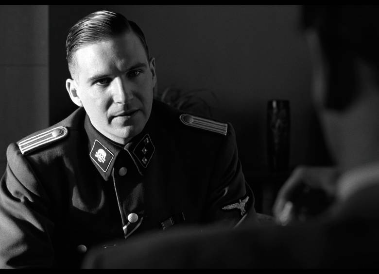 De la lista de Schindler se hizo una película dirigida por Steven Spielberg y protagonizada por Liam Neeson y Ralph Fiennes. FOTO Archivo
