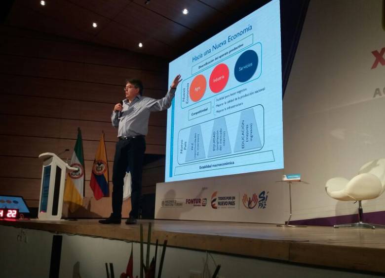 El ministro de Hacienda, Mauricio Cárdenas, intervino este viernes en el XXI Congreso Nacional de Agencias de Viajes, en Armenia. 