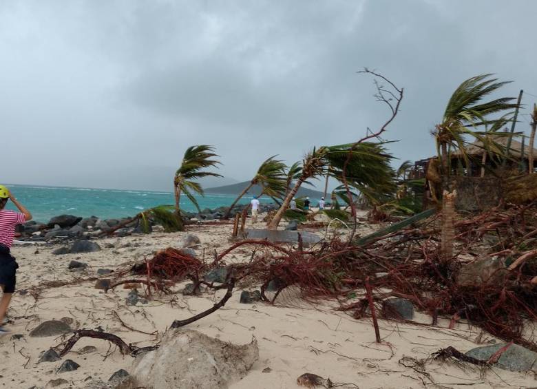 Así quedó la mansión del multimillonario Richard Branson tras paso del Irma