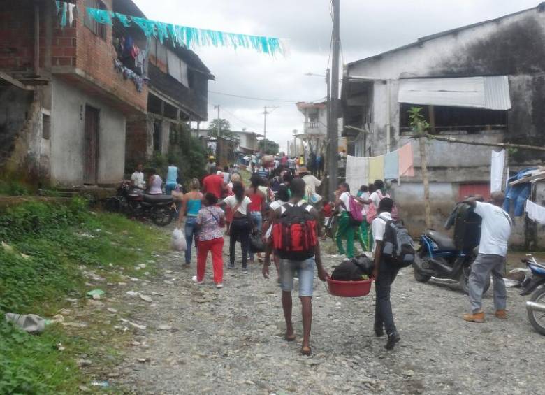 77 familias desplazadas en Chocó por enfrentamientos entre “Urabeños” y Eln