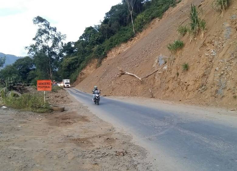 La inversión en los trabajos de remoción del derrumbe asciende a $1.873 millones. Foto cortesía Invías