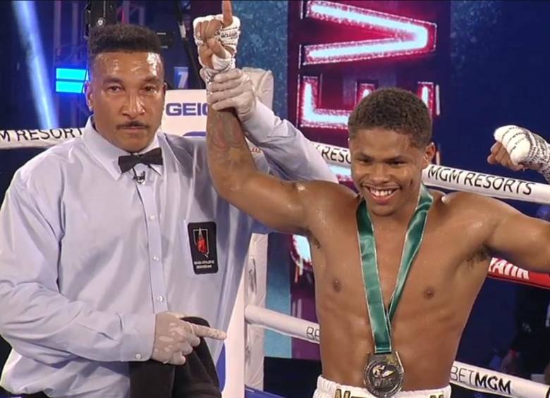 Shakur Stevenson, vencedor en el regreso del boxeo a Las Vegas. Cortesía Fightful