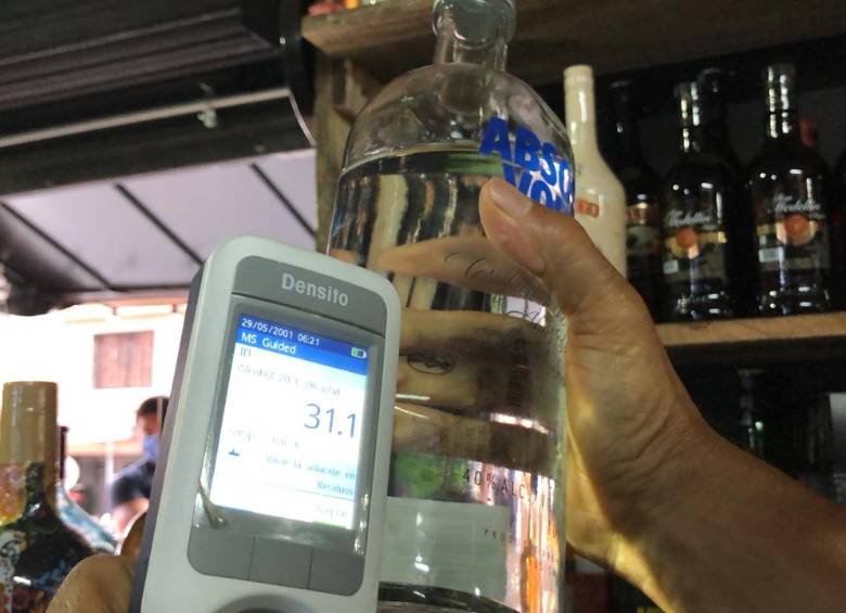 En el operativo en total encontraron 844 unidades falsificadas y de contrabando. FOTO CORTESÍA