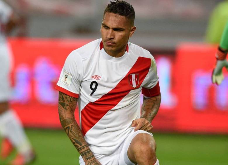 Paolo Guerrero podría enfrentar un nuevo lío jurídico para asistir al Mundial de Rusia. FOTO AFP