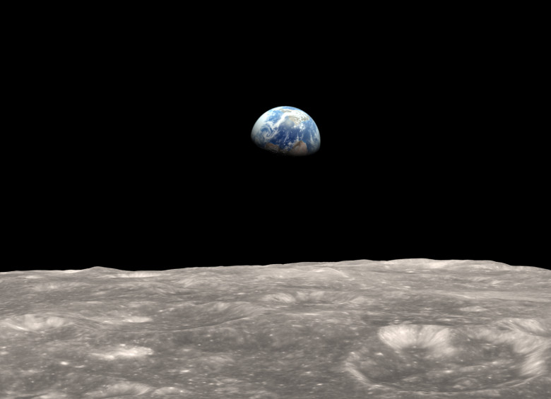 La Tierra vista desde la Luna. Hasta allá llega la atmósfera terrestre. Foto Nasa