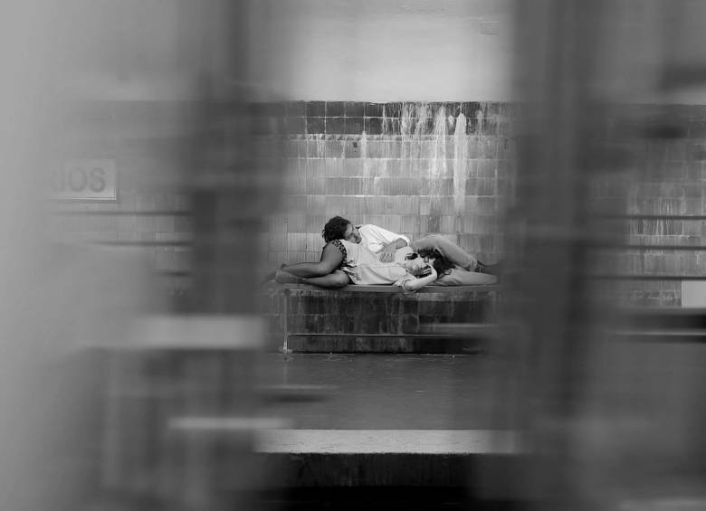 Días extraños transcurre en una Buenos Aires a blanco y negro, según cuenta su director, inspirado en una película del director Jim Jarmusch. FOTO CORTESÍA