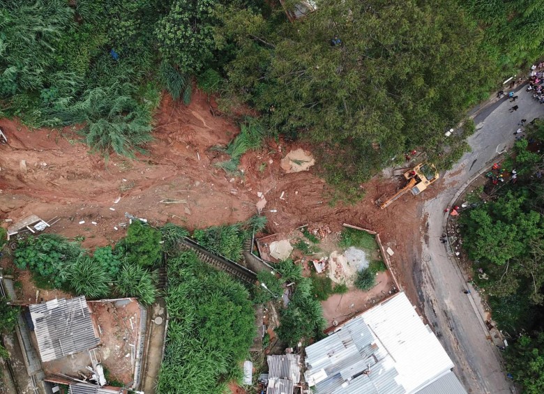 Deslizamientos dejan una ola de tragedia en el sureste de Brasil. FOTO AFP