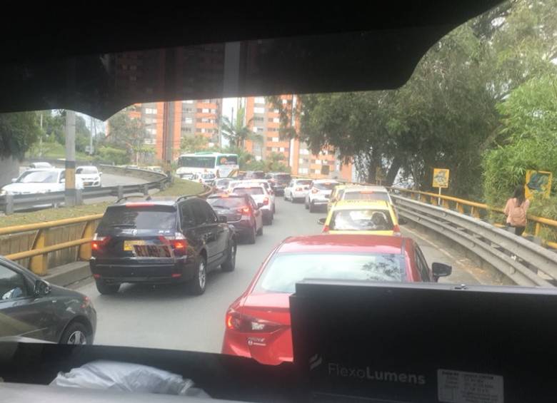 Habilitan la vía Las Palmas tras fuerte accidente